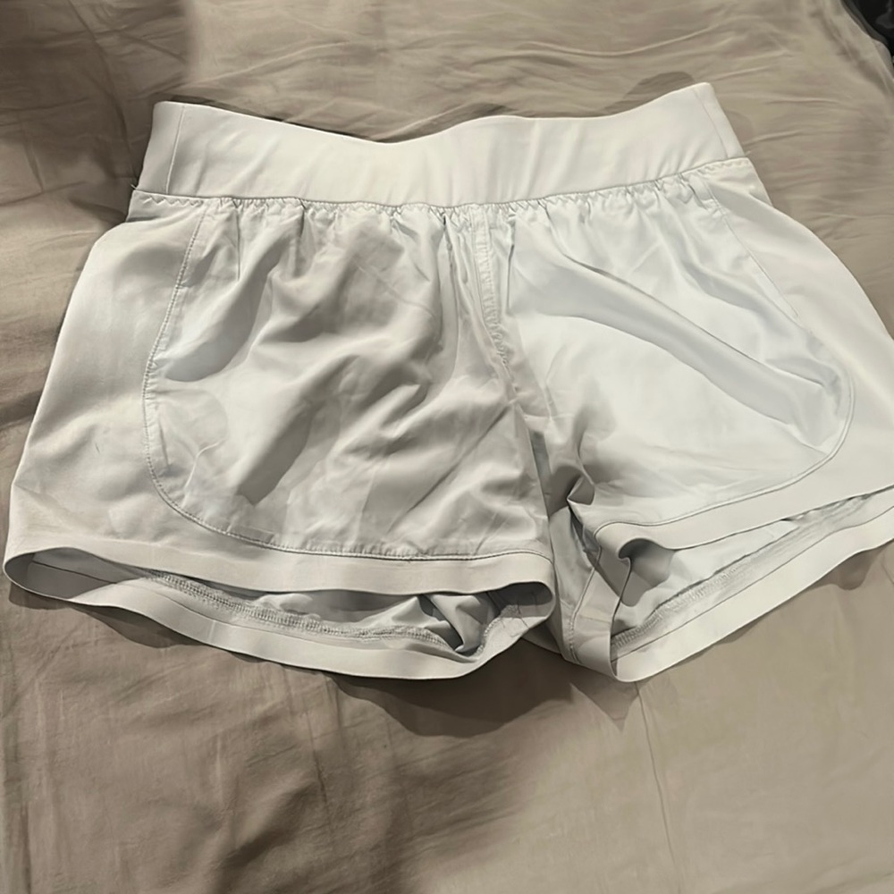 Athleta silver short